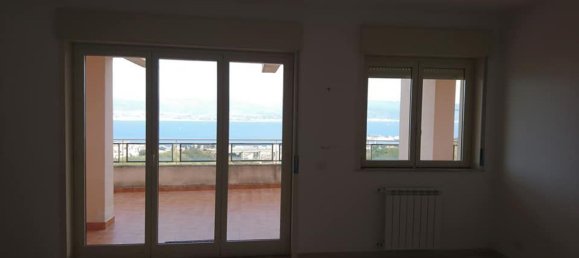 5-salle Penthouse à Messina, Italy No. 253787 38