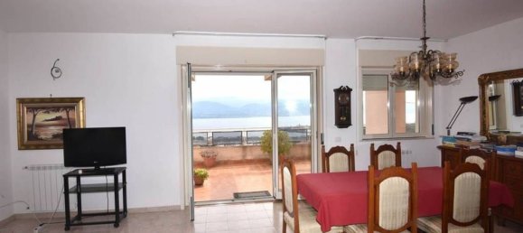 5-salle Penthouse à Messina, Italy No. 253787 4