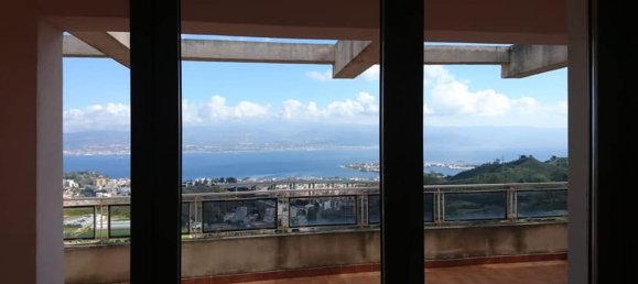 5-salle Penthouse à Messina, Italy No. 253787 34