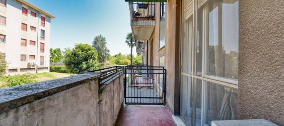 3 rooms Apartment in Melegnano, Italy No. 290581 17