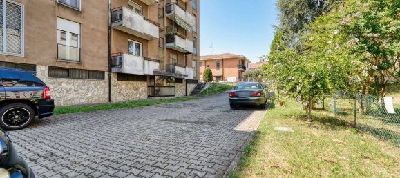 3 rooms Apartment in Melegnano, Italy No. 290581 18