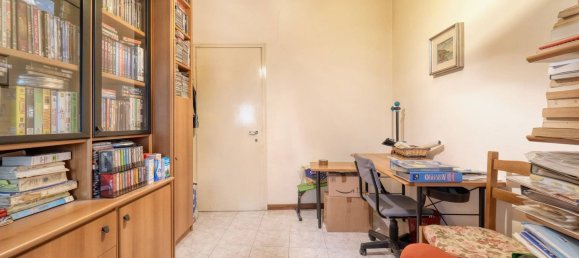 3 rooms Apartment in Melegnano, Italy No. 290581 10