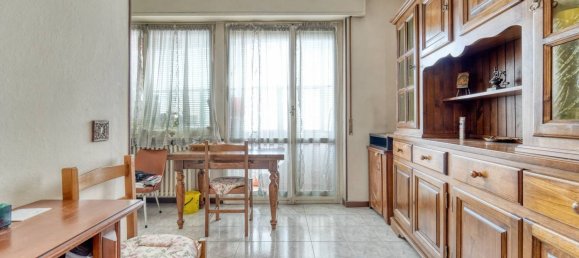 3 rooms Apartment in Melegnano, Italy No. 290581 3