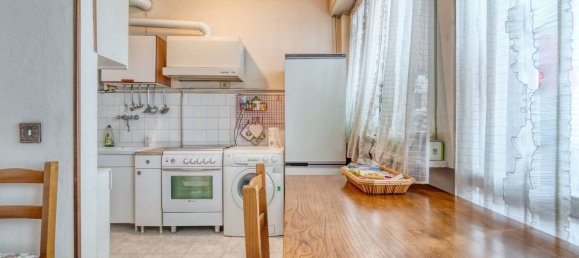 3 rooms Apartment in Melegnano, Italy No. 290581 5