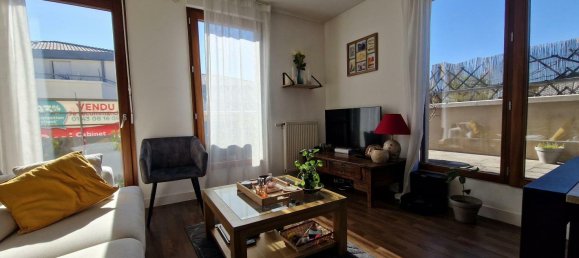 2 bedrooms Apartment in Neuilly-sur-Marne, France No. 115846 4