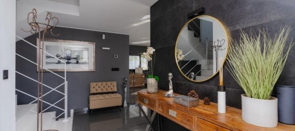 7 bedrooms Villa in San Fulgencio, Spain No. 246059 3