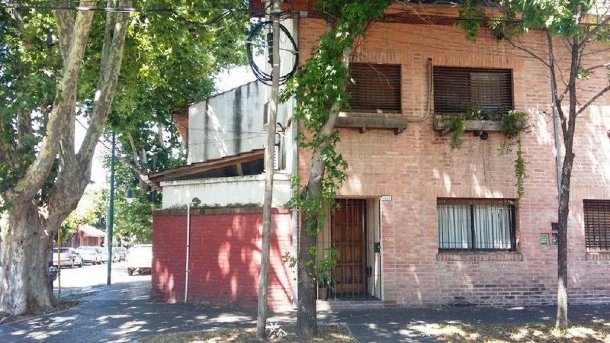 4 bedrooms House in Vicente Lopez, Argentina No. 4255