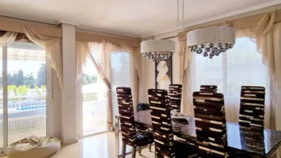 Casa de 5 dormitorios en Torrevieja, Spain No. 176940