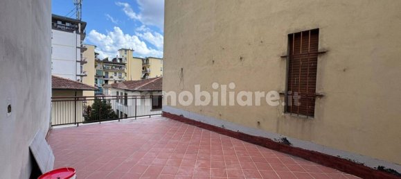 3 bedrooms Apartment in Florence, Italy No. 370698 2