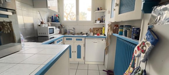 2 bedrooms House in Le Perreux-sur-Marne, France No. 143046 6