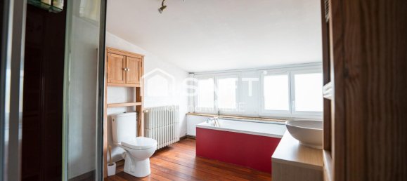 4 bedrooms House in Varennes-Changy, France No. 288593 12