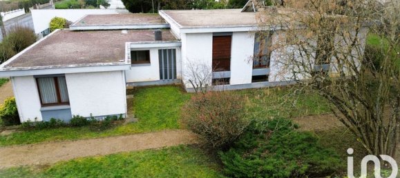 6 bedrooms House in Poitiers, France No. 311606 19