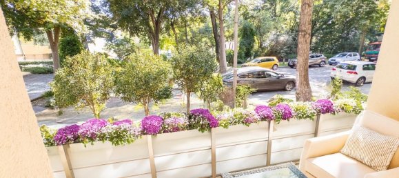 Квартира с 2 спальнями в Бриц, Германия № 312189 2