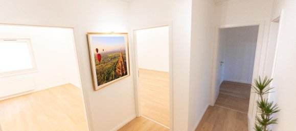 Квартира с 2 спальнями в Бриц, Германия № 312189 5