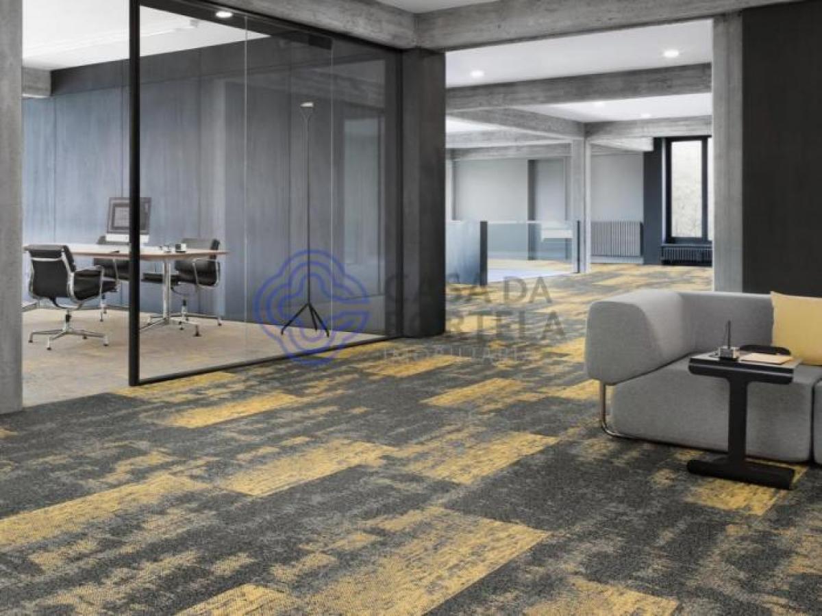 Laden in Porto, Portugal 284m², Nr. 7916