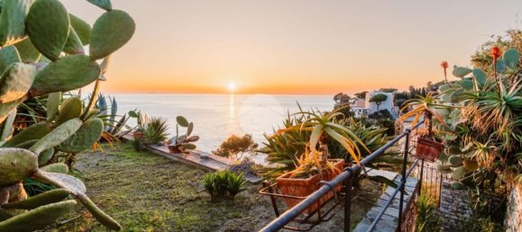 10-salle Villa à Recco, Italy No. 214608 3