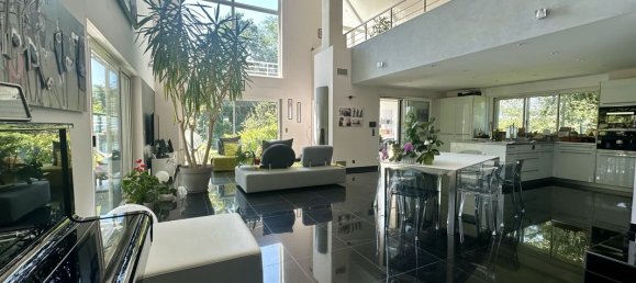 6 bedrooms House in Hegenheim, France No. 246499 8