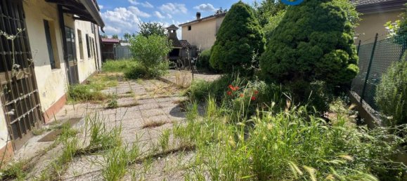 4 rooms House in Villanova Marchesana, Italy No. 166050 26