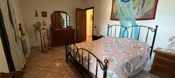 4 rooms House in Villanova Marchesana, Italy No. 166050 20
