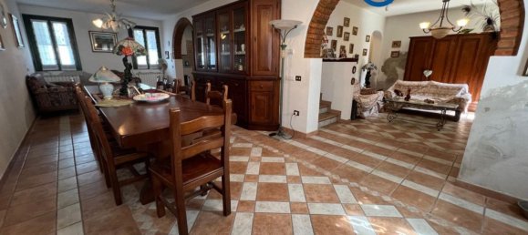 4 rooms House in Villanova Marchesana, Italy No. 166050 7