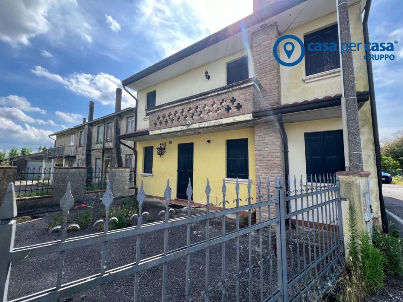 4 rooms House in Villanova Marchesana, Italy No. 166050