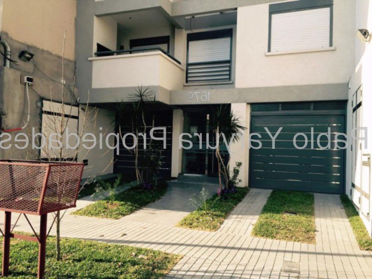 3 bedrooms Apartment in Tres de Febrero, Argentina No. 52010