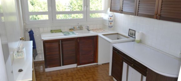 3 bedrooms Apartment in Villeneuve-la-Garenne, France No. 171794 3