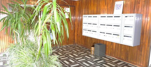 3 bedrooms Apartment in Villeneuve-la-Garenne, France No. 171794 2