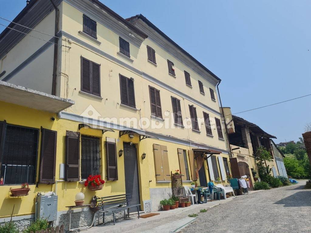 Дом с 2 спальнями в Павия, Италия № 320732