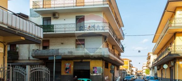 4 bedrooms Apartment in Misterbianco, Italy No. 279757 4