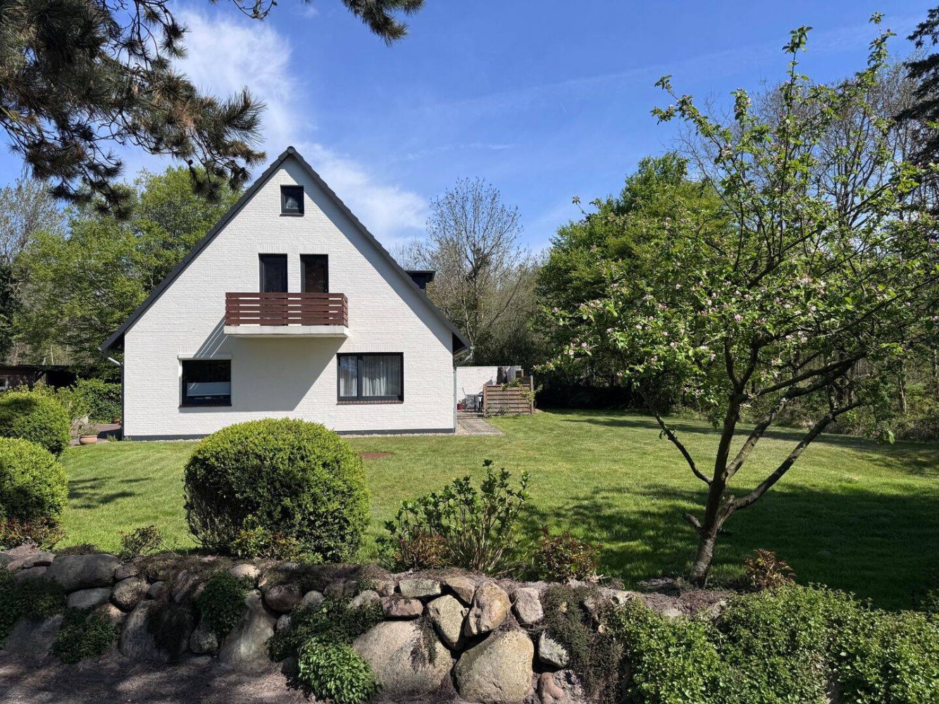 6 rooms Townhouse in Nordfriesland, Germany No. 240583