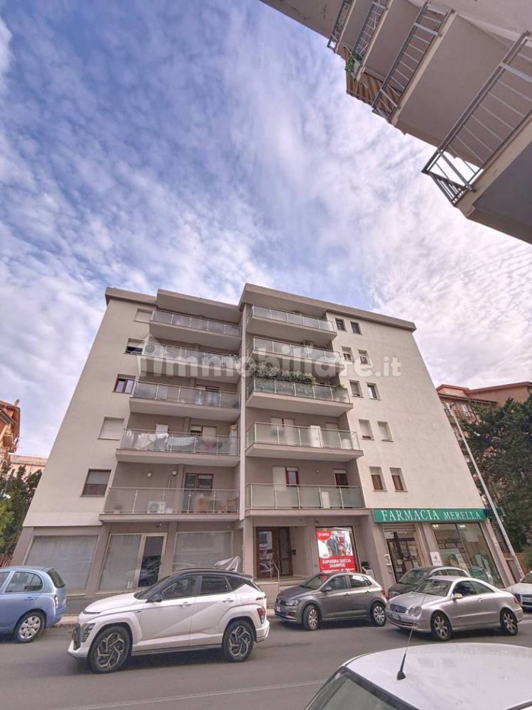 Apartamento de 3 dormitorios en Sassari, Italy No. 394785