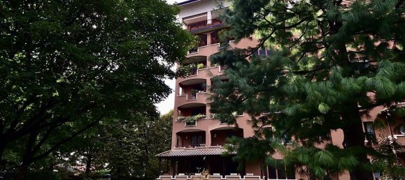 5 bedrooms Penthouse in Vedano al Lambro, Italy No. 266203 8