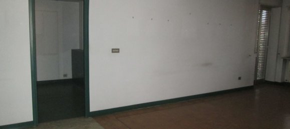 4 rooms Apartment in Villafranca Piemonte, Italy No. 150555 3