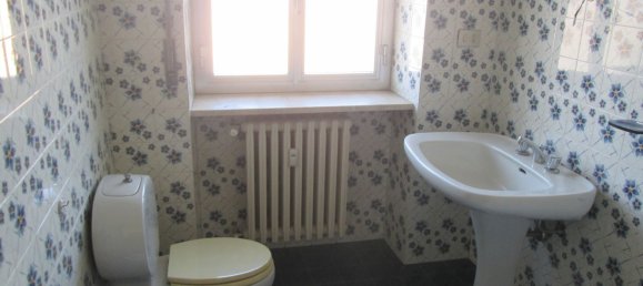 4 rooms Apartment in Villafranca Piemonte, Italy No. 150555 8