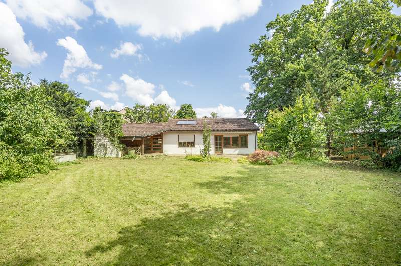  قطعة أرض في Furstenfeldbruck, Germany رقم 248904