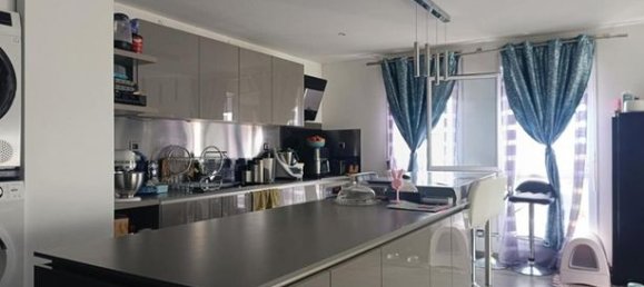 3 bedrooms Apartment in Port-de-Bouc, France No. 309470 5