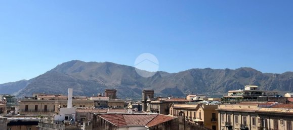 Квартира с 6 спальнями в Палермо, Италия № 326430 9