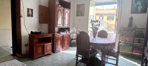 5 rooms Apartment in Naples, Italy No. 116903 10