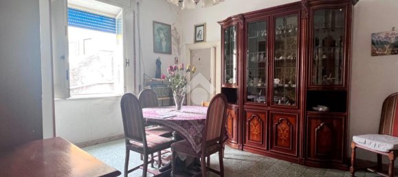 5 rooms Apartment in Naples, Italy No. 116903 8