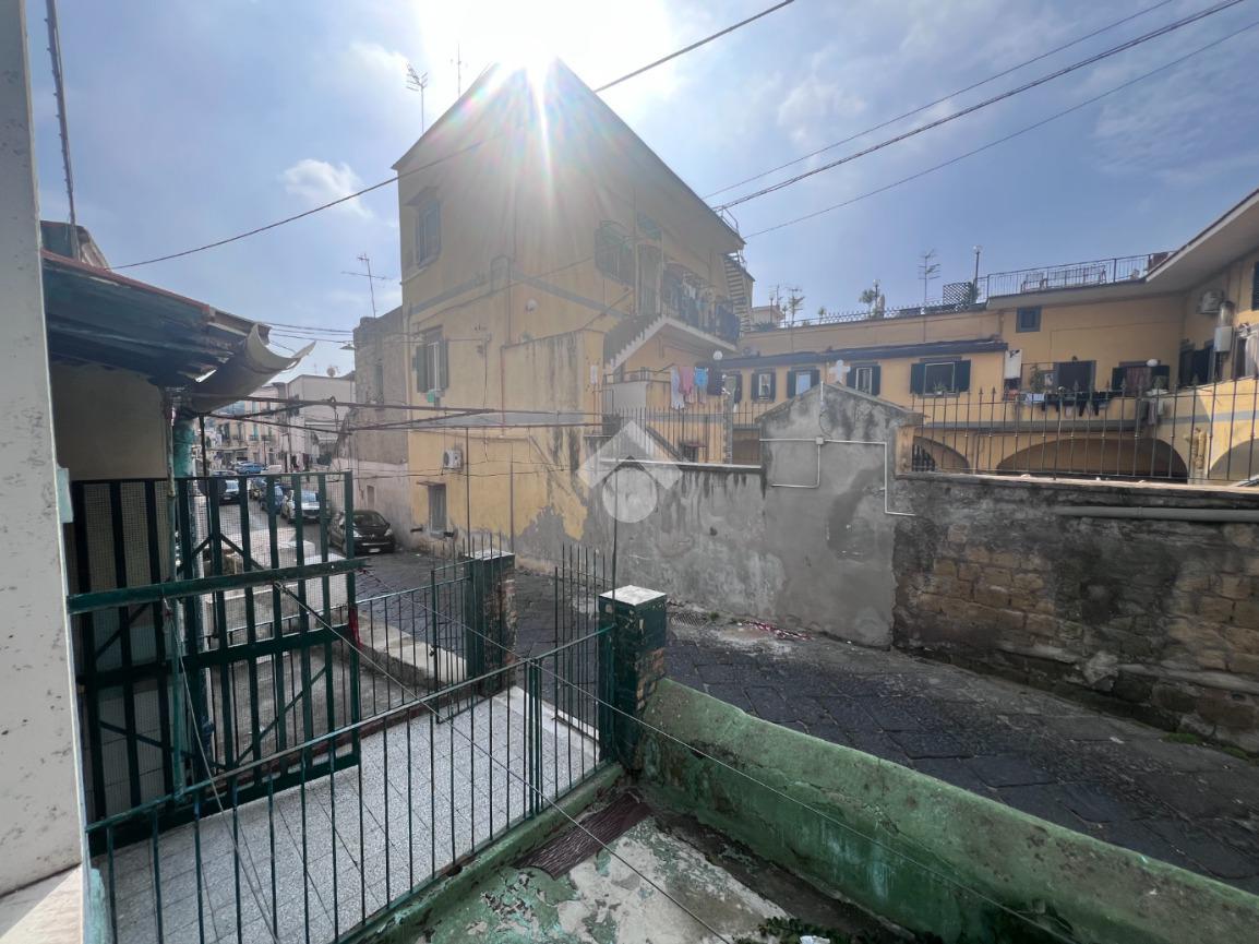 5 rooms Apartment in Naples, Italy No. 116903