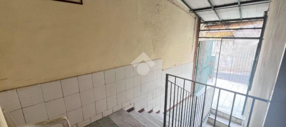 5 rooms Apartment in Naples, Italy No. 116903 6