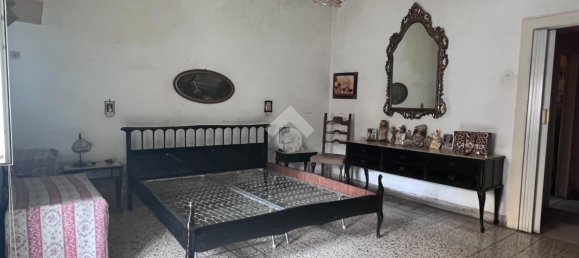 5 rooms Apartment in Naples, Italy No. 116903 13