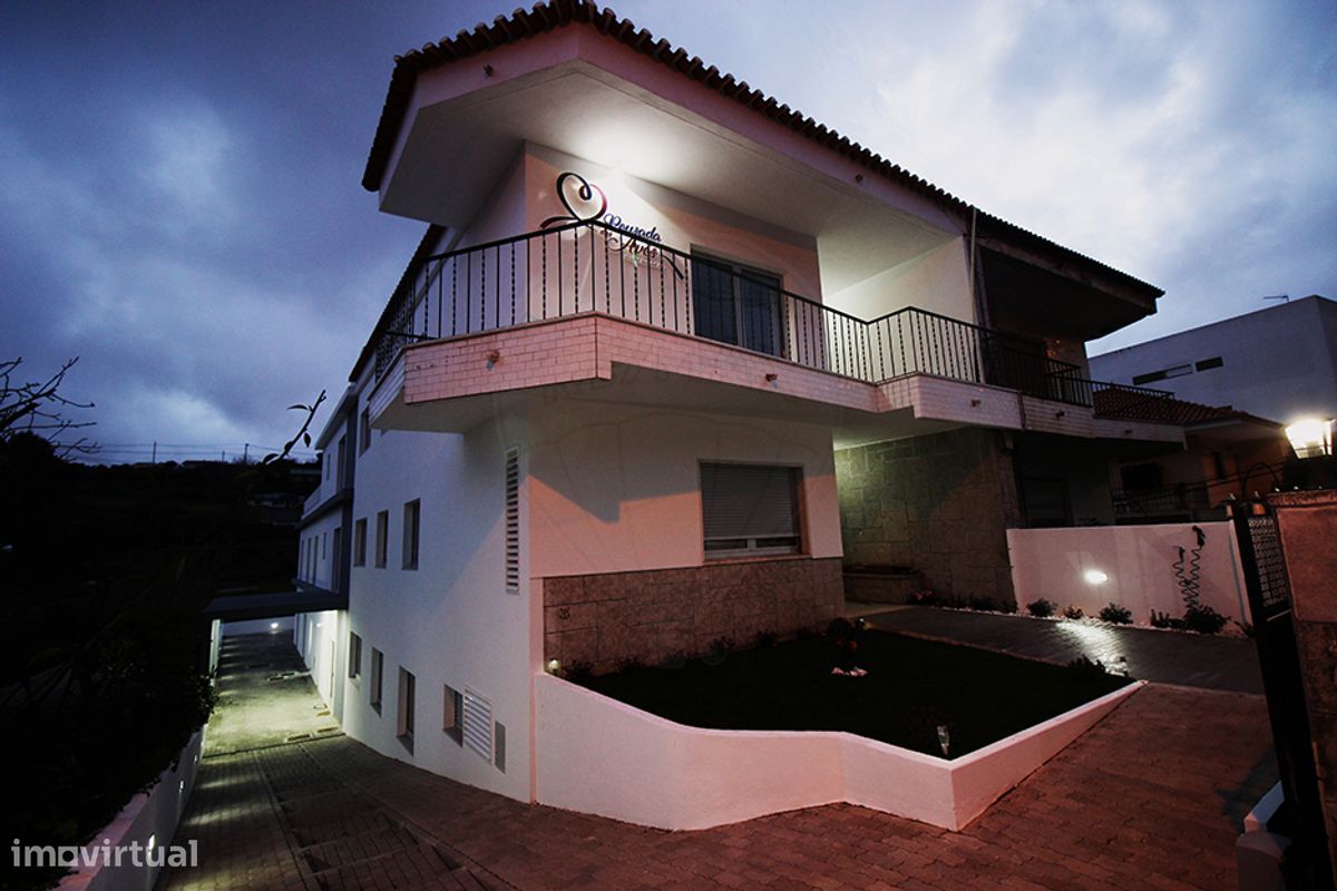 8 chambres Maison à Odivelas, Portugal No. 167636