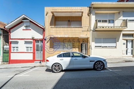 3 bedrooms House in Vila Nova de Gaia, Portugal No. 55832