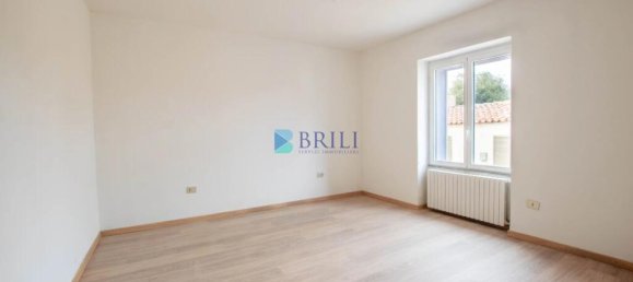 Вилла с 3 спальнями в Лурас, Италия № 327006 8