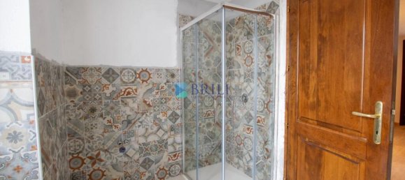 Вилла с 3 спальнями в Лурас, Италия № 327006 16