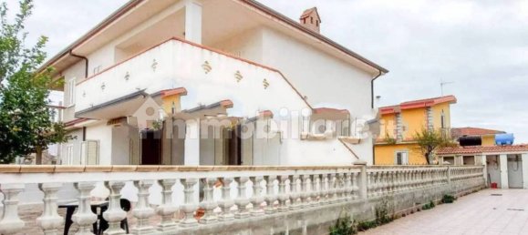 7 bedrooms Villa in Cutro, Italy No. 84241 3