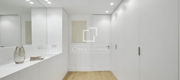 Квартира с 4 спальнями в Мадрид, Испания № 125474 27