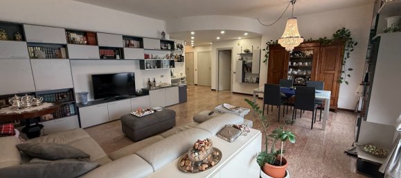 7 rooms Apartment in Florence, Italy No. 15292 22